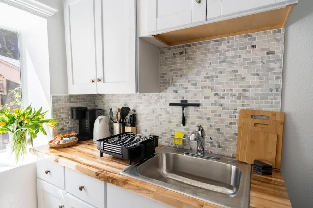 Hideaway In Beachwood Appartamento Los Angeles